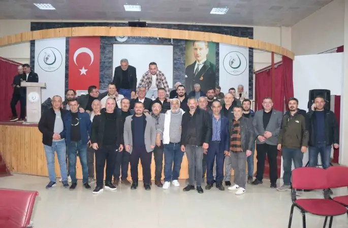 Çal Esnaf Odası’nda 4 dönemdir değişmeyen başkan değişti
