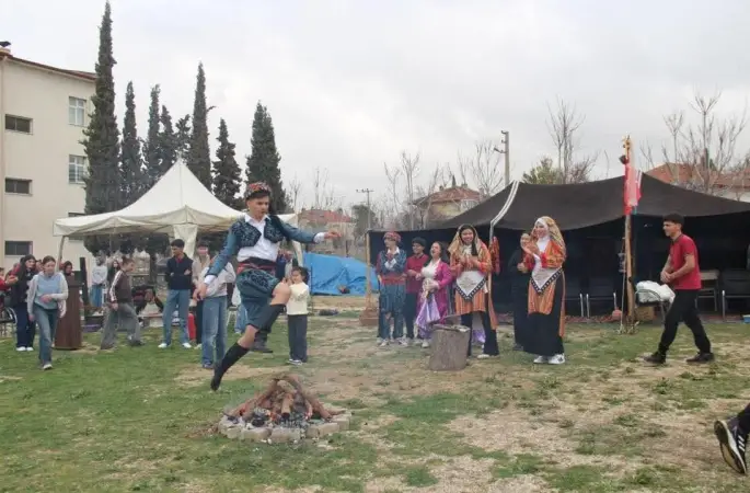 Çal’da Nevruz Bayramı renkli görüntülere sahne oldu

