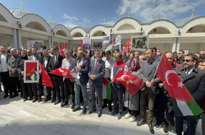Çanakkale’de İsrail’in Filistinli esirleri hedef alan ’idam yasası’ protesto edildi
