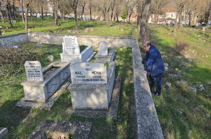 Çanakkale’nin "gizli kahramanı": Nail Memik’in izini köyünde anlattı
