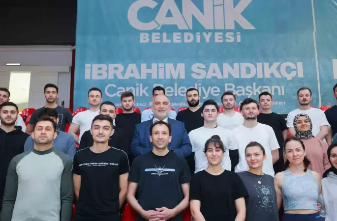 Canik Belediyesi gençleri hedeflerine taşıyor
