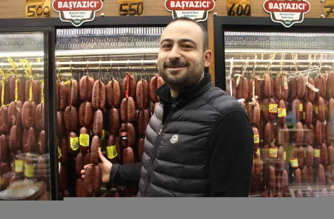 Çarşıda ramazan yoğunluğu devam ediyor
