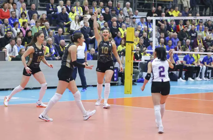 CEV Zeren Group Şampiyonlar Ligi: SSC Palmberg Schwerin: 1 - Zeren SK: 3
