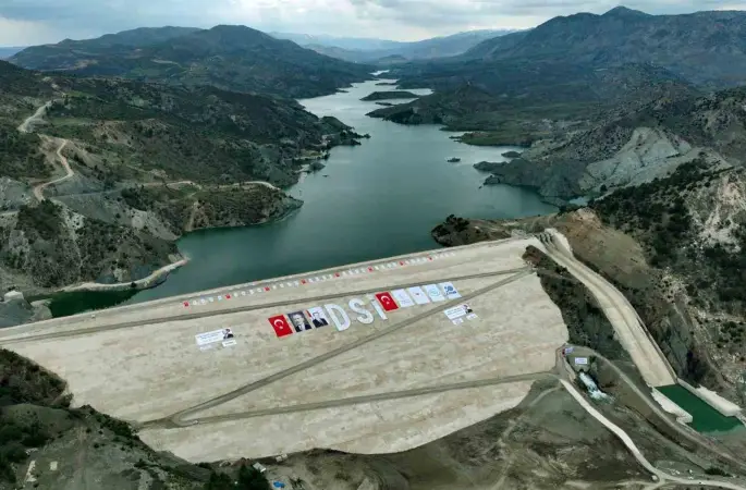 Çiftçiler, Çetintepe Barajı’nın Araban Ovası’nı suyla buluşturacağı zamanı bekliyor
