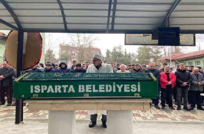 Cinayetle biten kavgada hayatını kaybeden polis memuru son yolculuğuna uğurlandı
