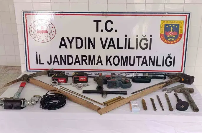 Çine’de kaçak kazıya jandarmadan suçüstü operasyonu: 3 gözaltı
