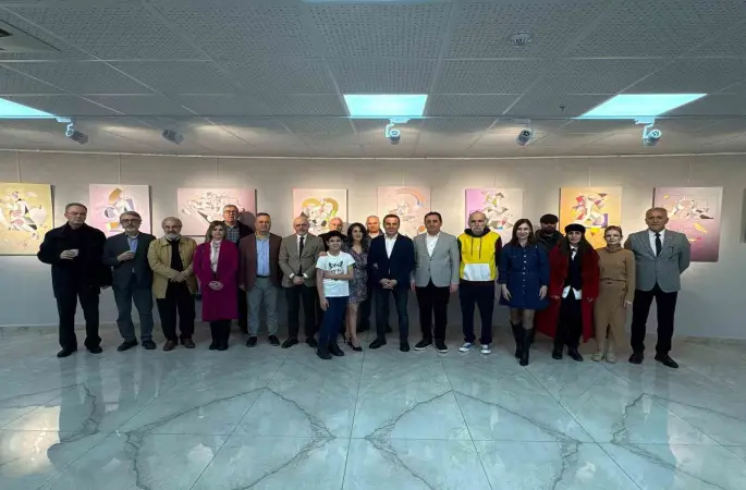 Çizgiyle anlatılan ‘kadın’ teması sanatseverlerle buluştu
