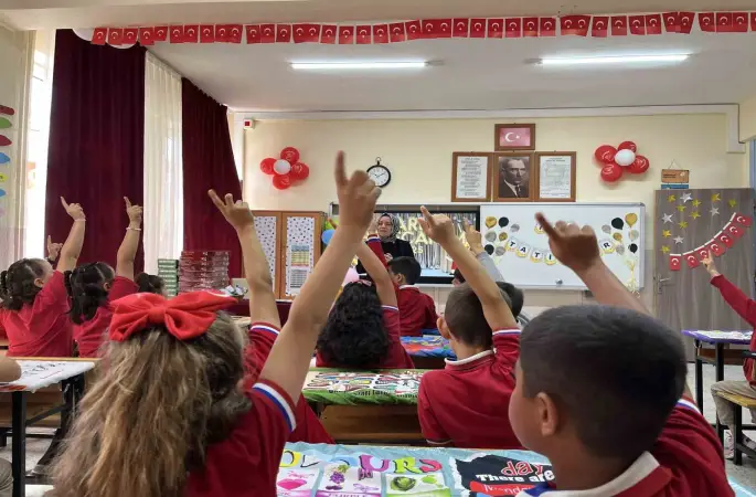 Çocukların zorlu mücadelesi ‘Akran zorbalığı’nın temeli evde atılıyor
