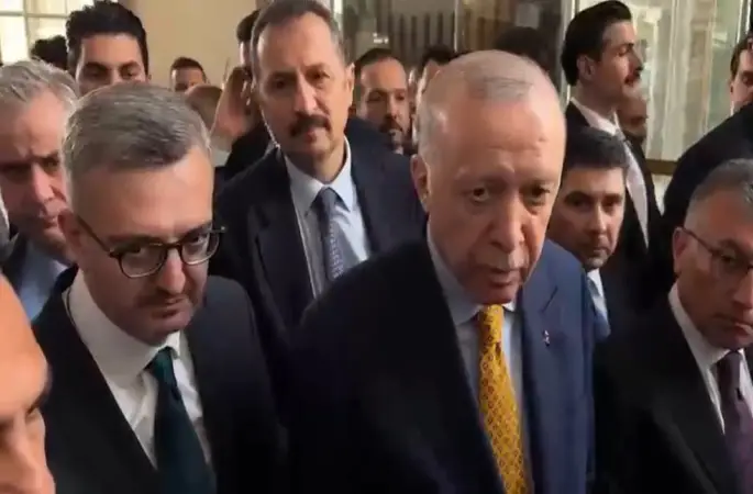 Cumhurbaşkanı Erdoğan: "Genel seçimler zamanında yapılacak"
