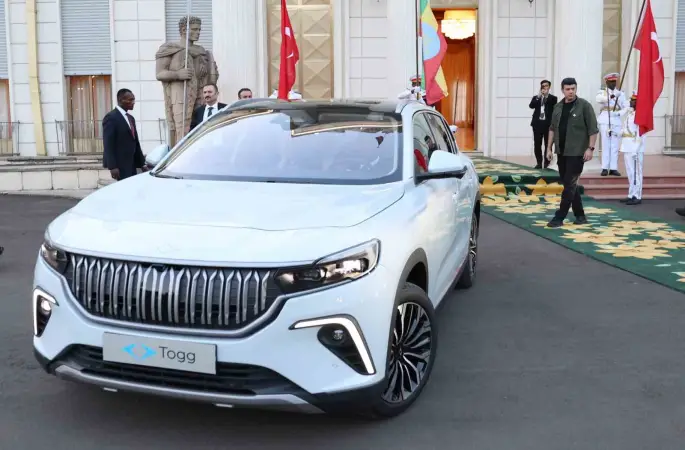 Cumhurbaşkanı Erdoğan’dan Etiyopya Başbakanı Ahmed Ali’ye Togg hediyesi
