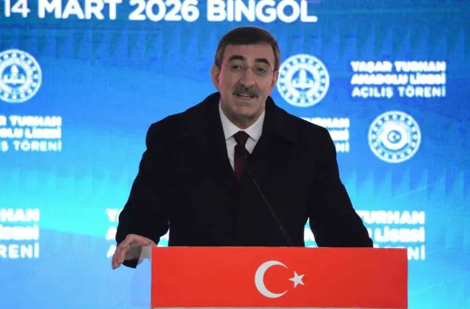 Cumhurbaşkanı Yardımcısı Yılmaz: "Türkiye Cumhuriyeti olarak biz hem haklı hem güçlü olacağız"
