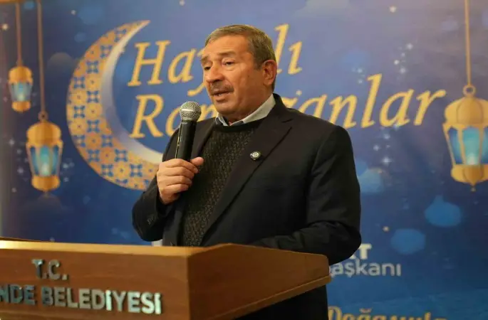 Darende Belediye Başkanı Bozkurt, personelle iftarda bir araya geldi
