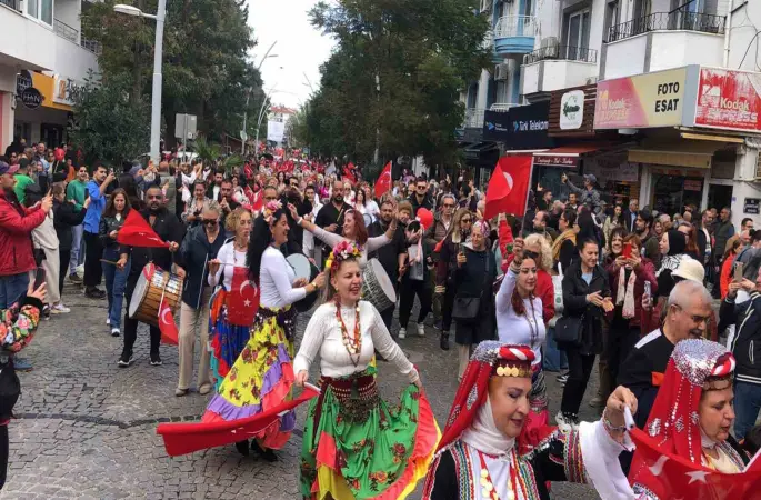 Datça ‘Badem Çiçeği Festivali’ devam ediyor
