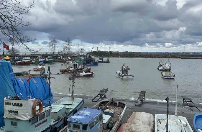 Denizlerde yasak başladı
