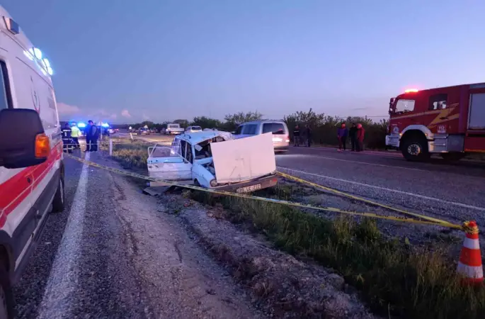 Denizli’de otomobil takla attı: 1 ölü, 4 yaralı
