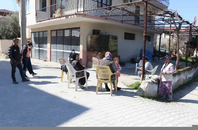 Devam eden artçılar vatandaşları tedirgin ediyor
