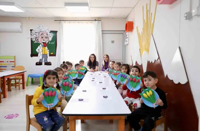 Didim’de miniklerden Kadınlar Günü’ne renkli dokunuş
