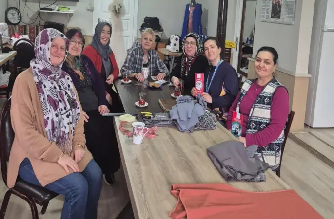 Dikiş kursu kursiyerlerine sağlık eğitimi
