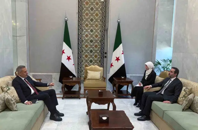 Dışişleri Bakanı Fidan, Suriyeli mevkidaşı Şeybani ile bir araya geldi
