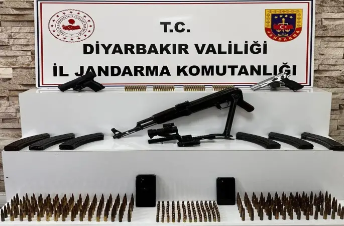 Diyarbakır’da silah kaçakçılığı operasyonu
