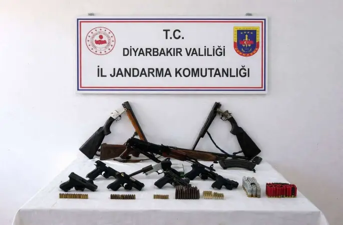Diyarbakır’da silah kaçakçılığı operasyonu
