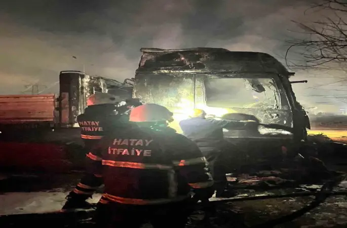 Dörtyol’da tır yangını
