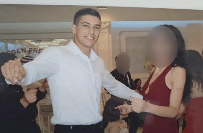 Düğün gecesi şüpheli şekilde ölen uzman çavuşun eşinin yargılanmasına başlandı
