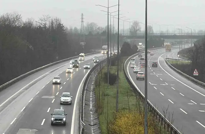 Düzce’de bayram dönüşü akıcı yoğunluk
