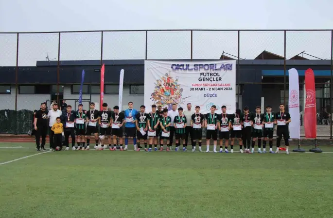 Düzce’de futbol şöleni sona erdi

