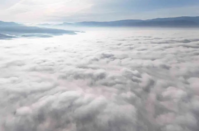 Düzce’nin üzerini kaplayan sis denizi havadan görüntülendi
