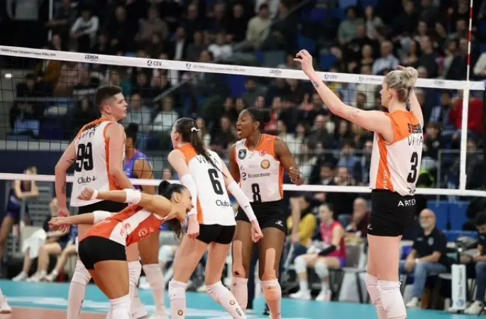 Eczacıbaşı Dynavit, Şampiyonlar Ligi’nde çeyrek finalde
