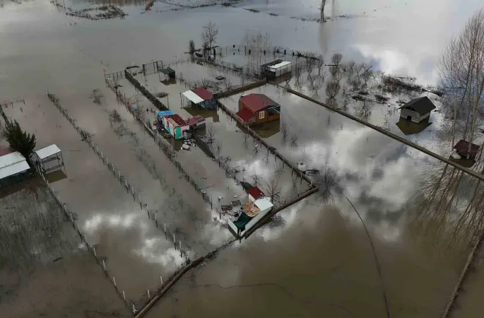 Edirne’de taşkının izleri havadan görüntülendi
