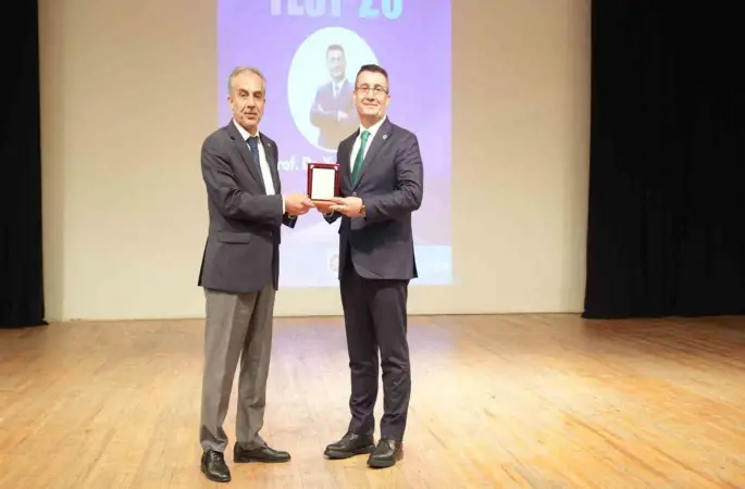 Ege Üniversitesinde teknoloji ve verinin geleceği konuşuldu
