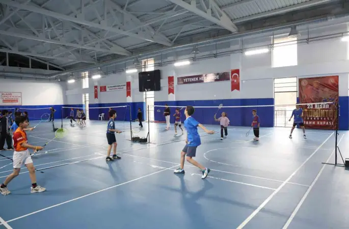 Elazığ’da 23 Nisan coşkusu spor etkinlikleriyle yaşandı
