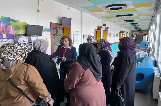 Elazığ’da kalın bağırsak  kanseri farkındalık etkinliği
