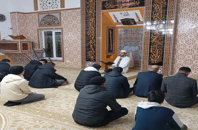 Elazığ’da  sabah namazı gençlik buluşmaları sürüyor
