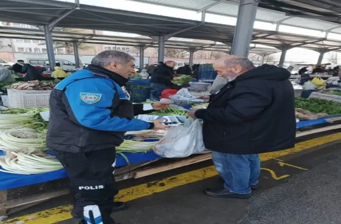 Emniyet güçlerinden dolandırıcılığa karşı bilgilendirme çalışması
