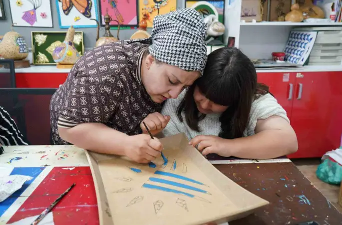 Engelsiz Yaşam Merkezi engelleri sanatla aşıyor
