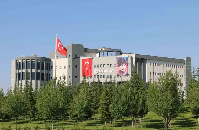 Erciyes Üniversitesi, patent ve ticarileştirme performansında zirvede
