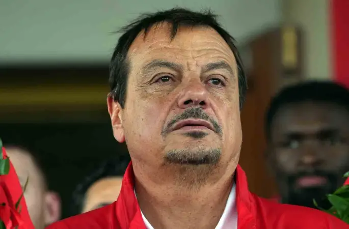 Ergin Ataman’ın annesi hayatını kaybetti
