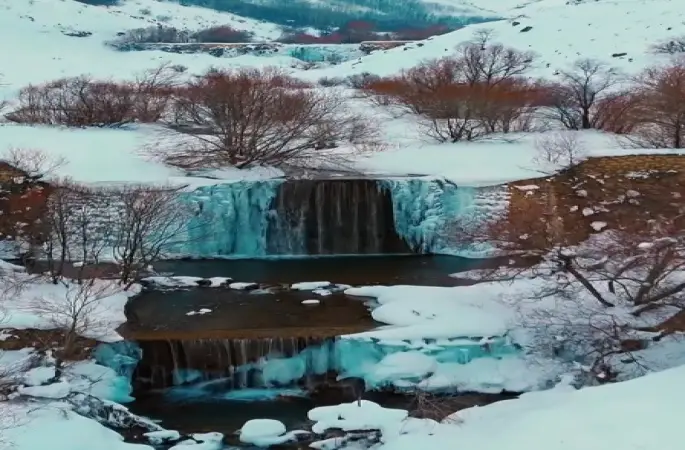 Erzincan’da derelerin buzu çözülüyor, don ve çığ uyarısı yapıldı
