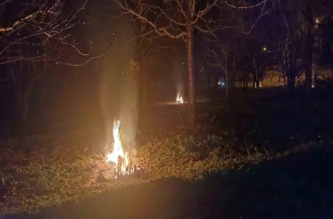 Erzincan’da don nöbeti: Üreticiler sabaha kadar ateş yaktı
