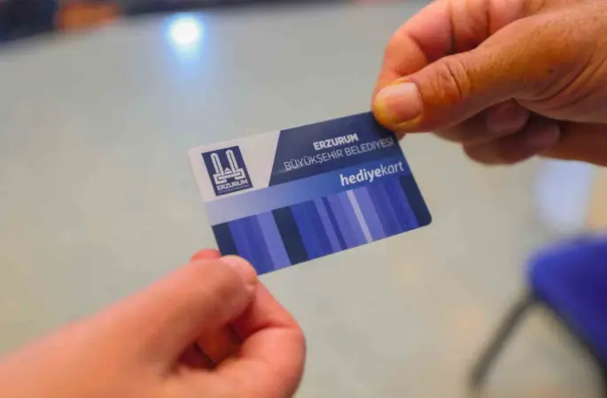 Erzurum Büyükşehir Belediyesi’nden 10 bin kişiye Ramazan yardımı
