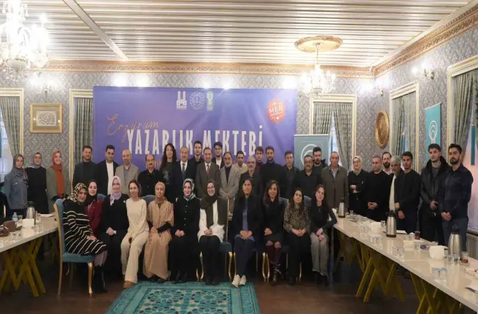 "Erzurum Yazarlık Mektebi" ilk mezunlarını verdi
