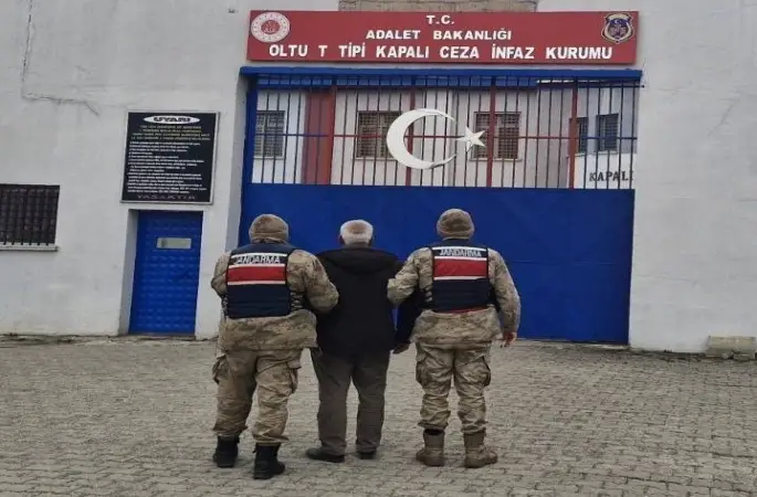 Erzurum’da jandarma ekipleri bir ayda 106 aranan şahsı yakaladı
