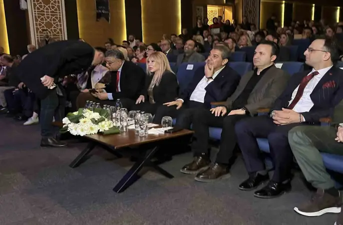 Esenler’de "5. Radyonun Yıldızları" ödülleri sahiplerini buldu
