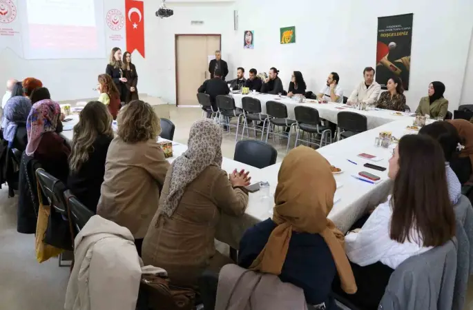 Eskişehirli uzmanlara "Psikolojik İlk Yardım ve Yas Süreci" eğitimi
