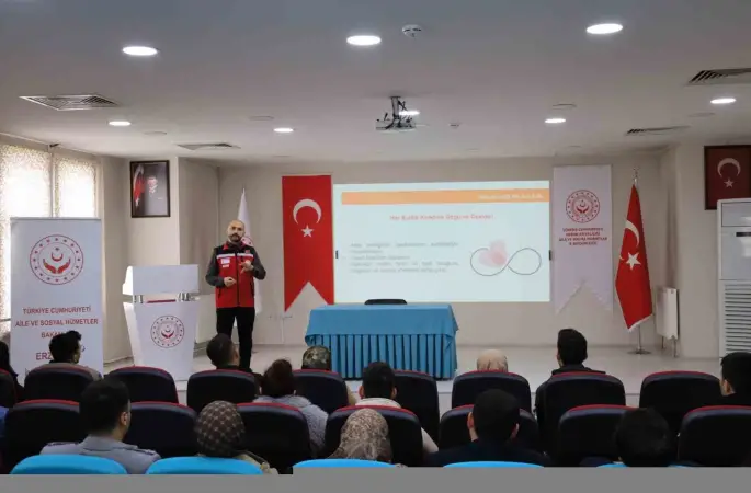 Evlenecek gençlere yönelik eğitimler sürüyor
