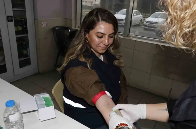 Fabrikalar sağlık merkezine dönüştü, hastaneye gitmeye gerek kalmadı
