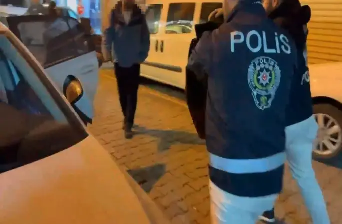 Fatih’teki banka soyguncusu evinde yakalandı
